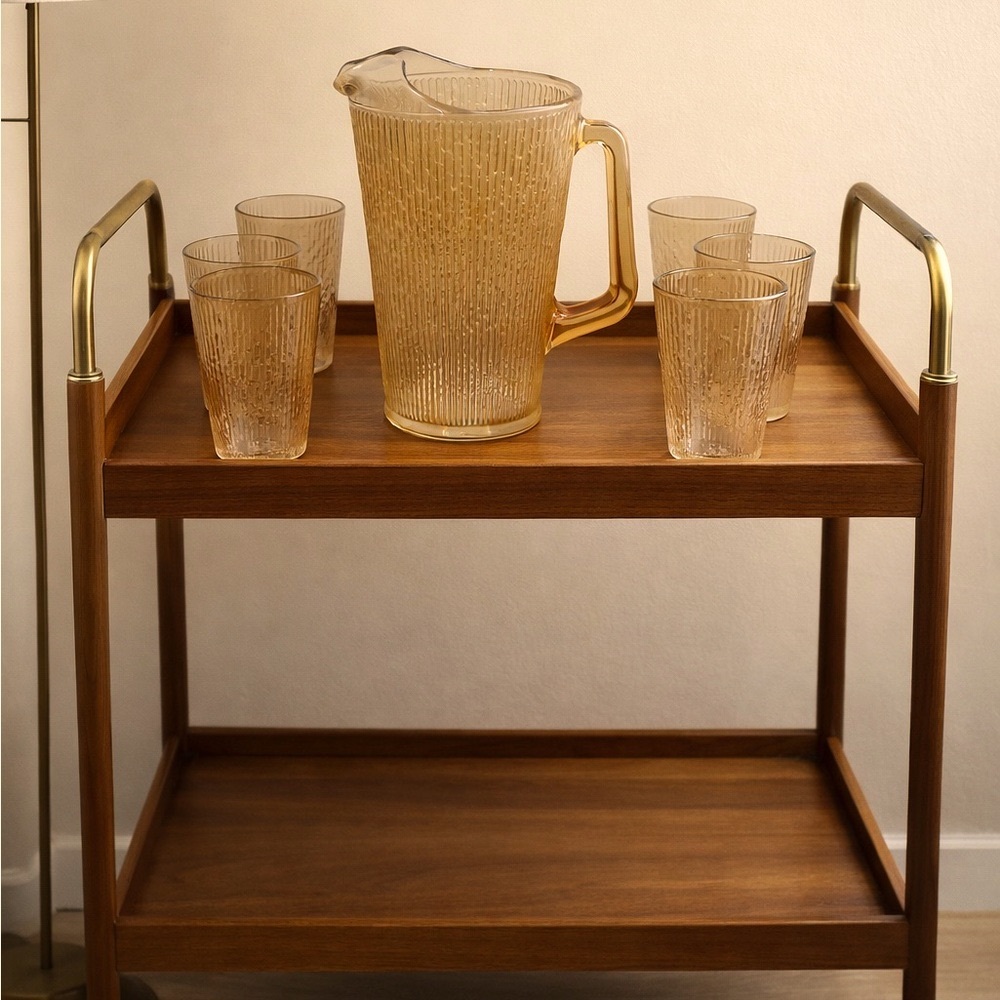 Vintage Jeanette Finlandia Carnival Glass Pitcher with 6 matching glasses